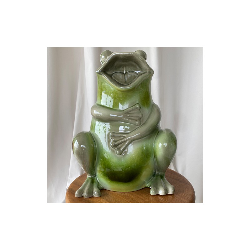 Grande grenouille "Love is all"